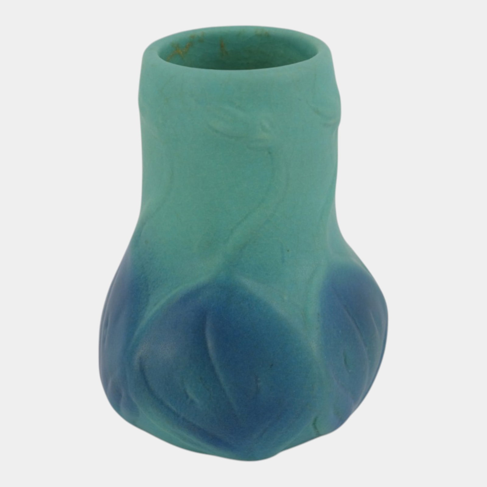 Van Briggle 1930s Ming Blue Leaf And Bud In Relief Art Pottery Cabinet Bud Vase 645 (1 of 6)