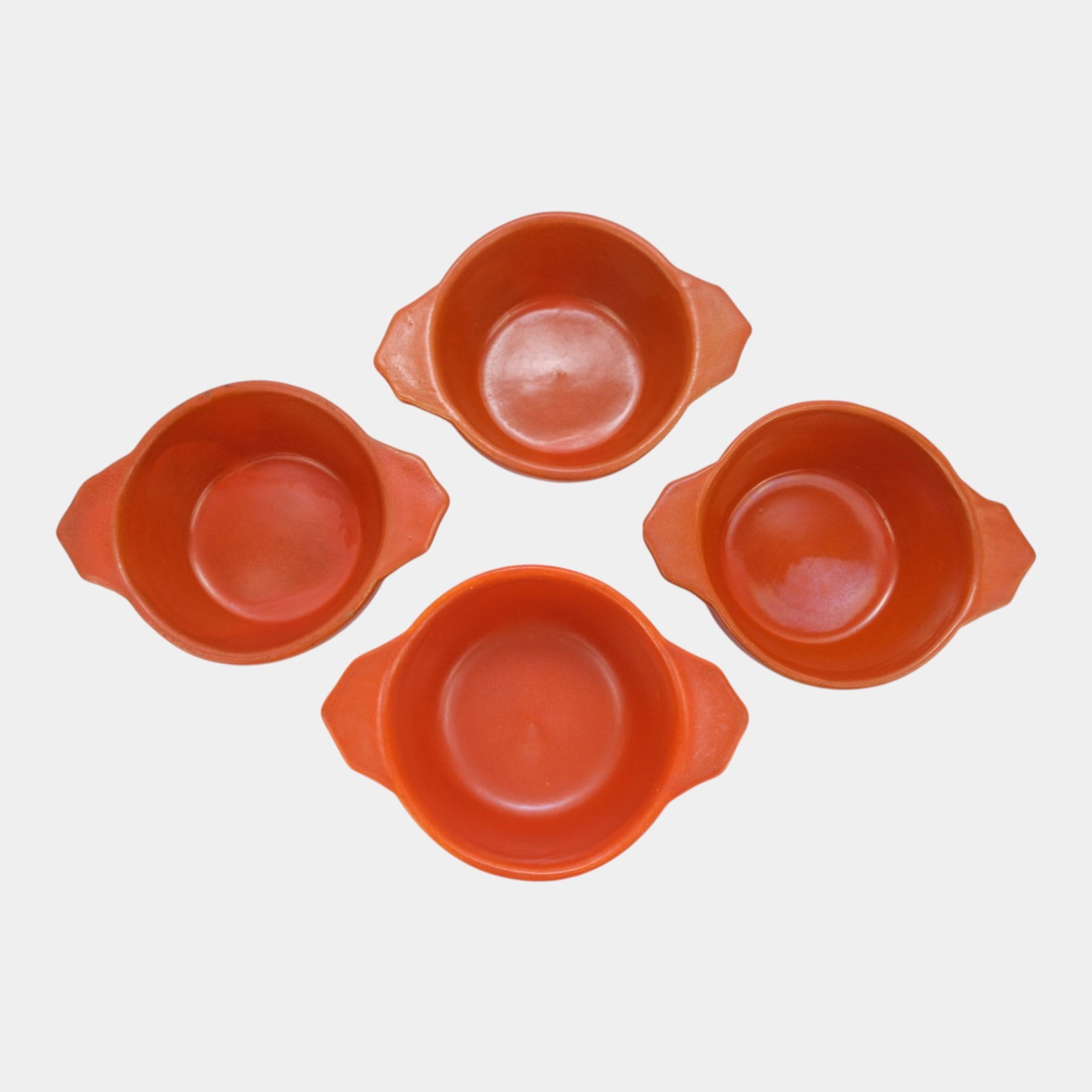 Catalina Island California Toyon Red Art Deco Lug Bowls Set of Four Art Pottery Ceramic: Professional, fast, and affordable in house shipping available for all items. For higher resolution images please visit bid.craftedauctions.com Catalina Island California Toyon Red Art Deco Lug Bowls 