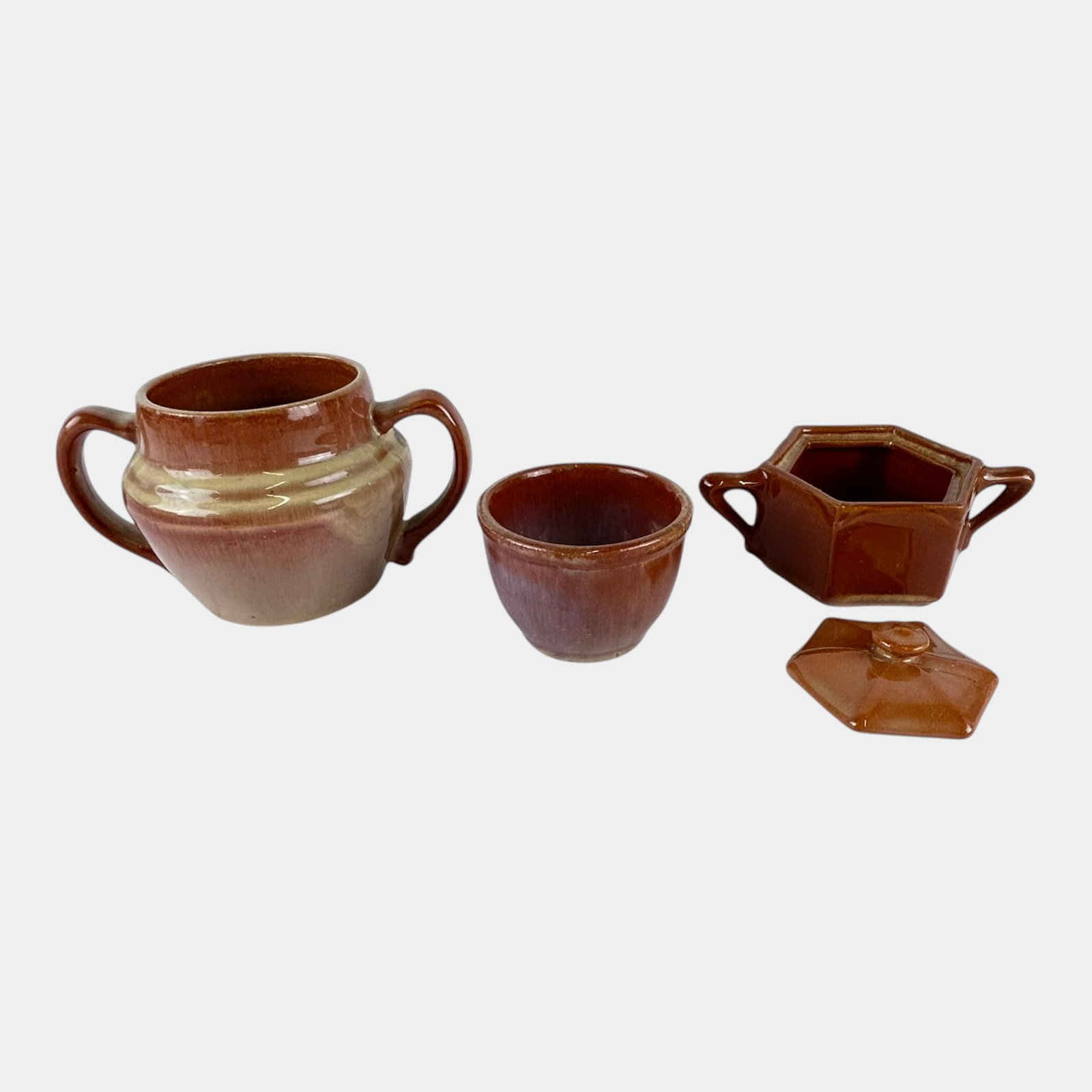 Catalina Island California Art Deco Brown Glazed Handled Pottery Vases & Lidded Sugar Bowl: Professional, fast, and affordable in house shipping available for all items. For higher resolution images please visit bid.craftedauctions.com Catalina Island California Art Deco Brown Glazed Handled