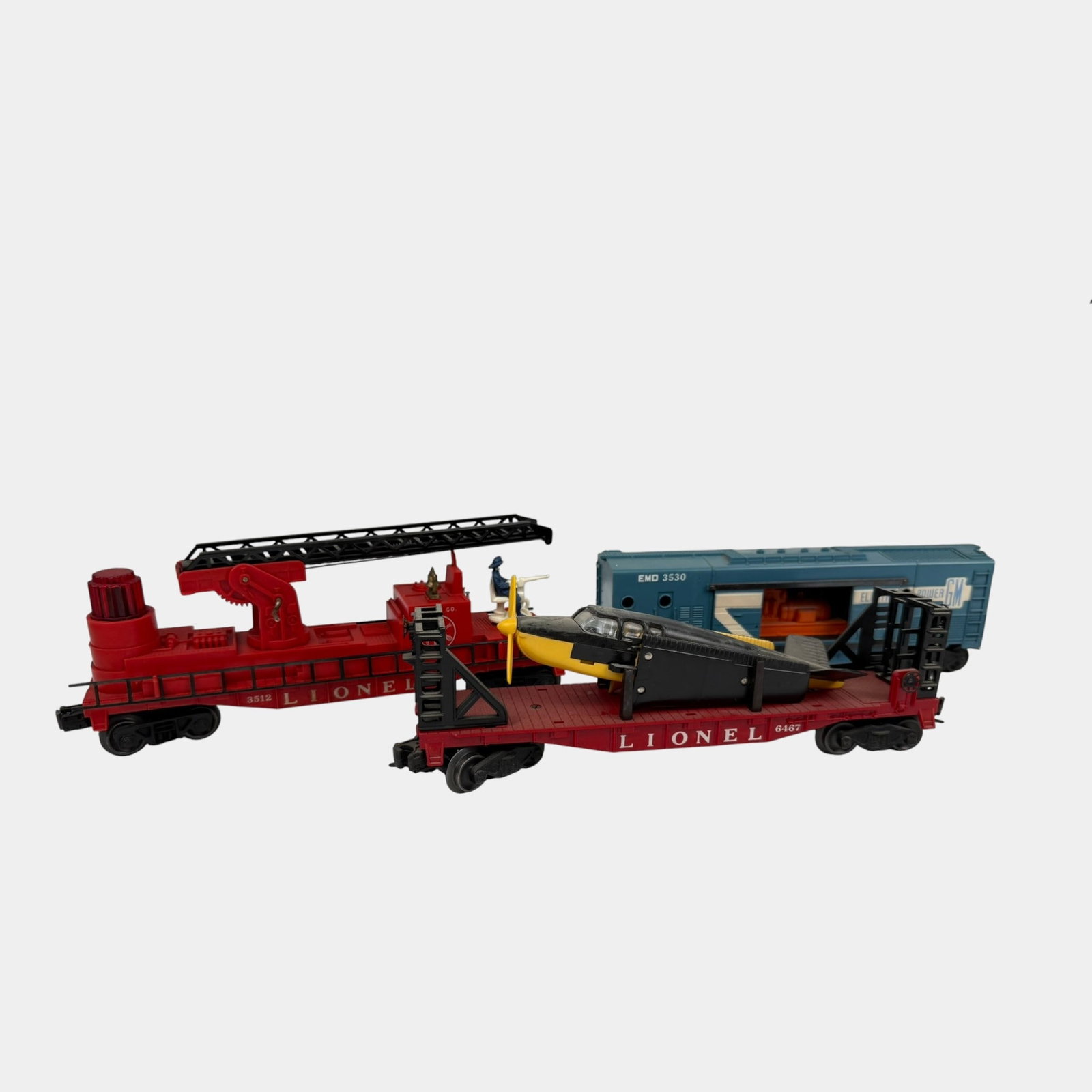 Lionel Trains Post War Red Airplane Flatbed 6467, Ladder Car 3512, & GM Electro Motor 3530 Train (1 of 4)