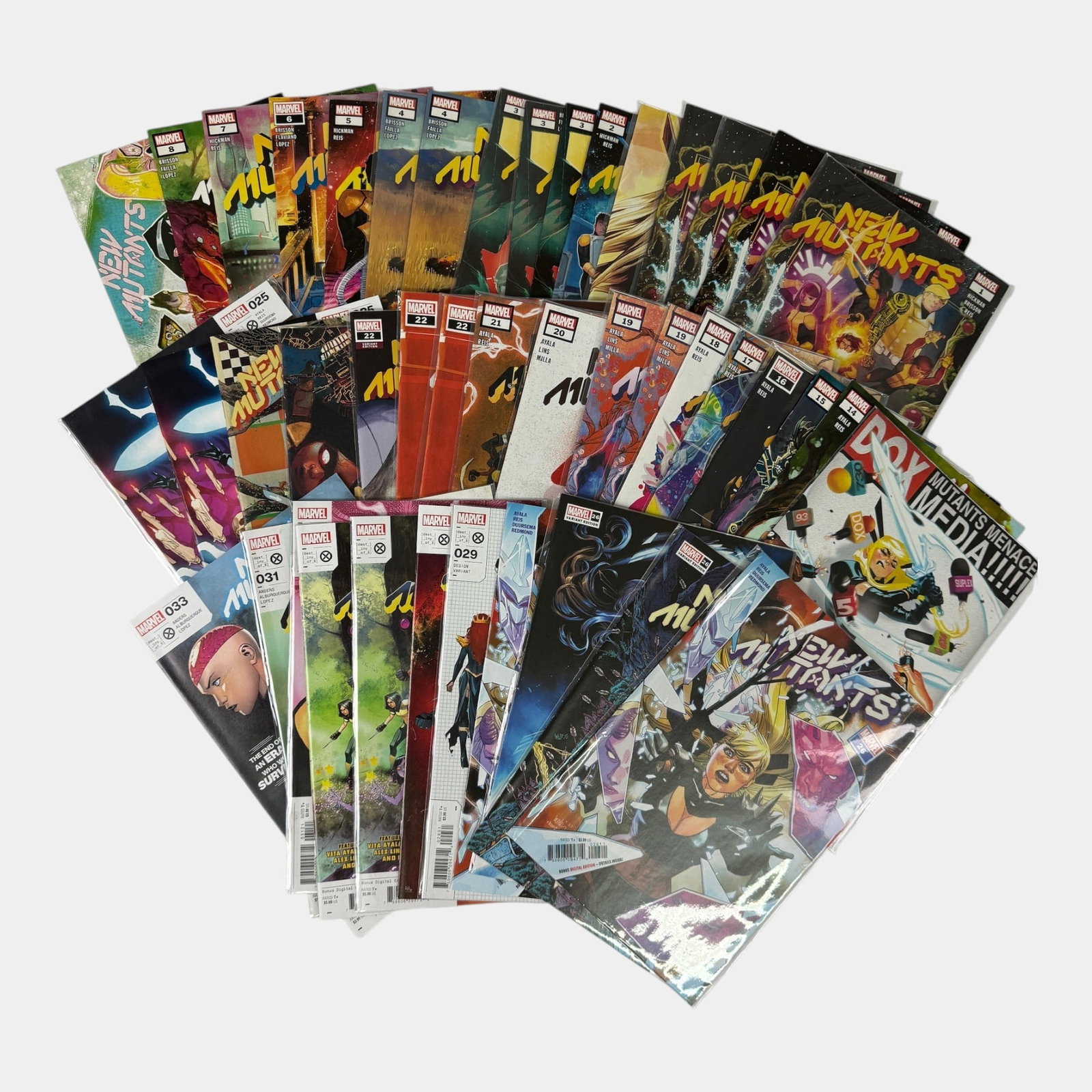 The New Mutants 2019 Series High Grade Comic Book Issues Near Complete Run (1 of 4)