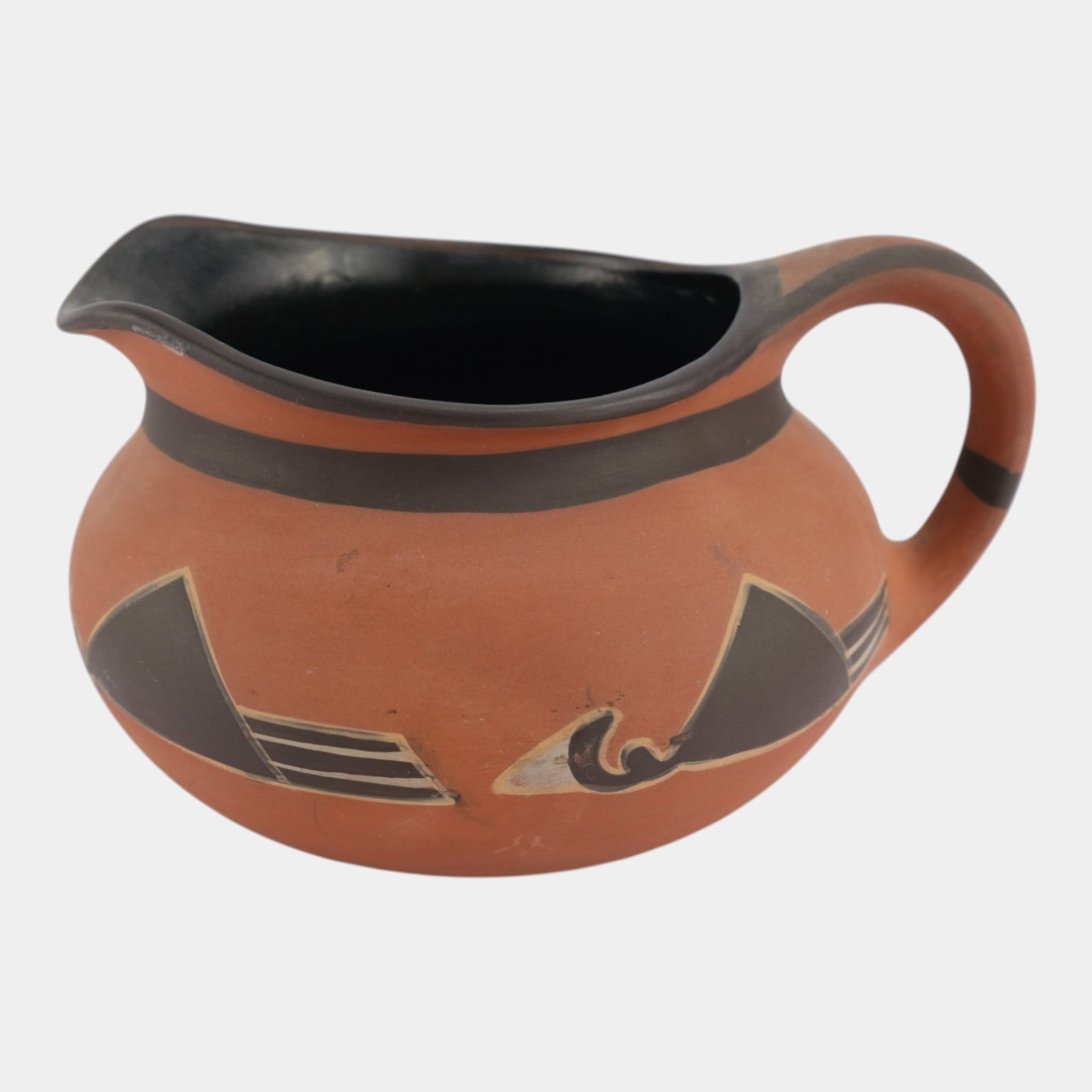 Clifton 1905-1914 Vintage Native American Art Pottery Hand Decorated Pitcher: Professional, fast, and affordable in house shipping available for all items. For higher resolution images please visit bid.craftedauctions.com Clifton 1905-1914 Vintage Native American Art Pottery Ha