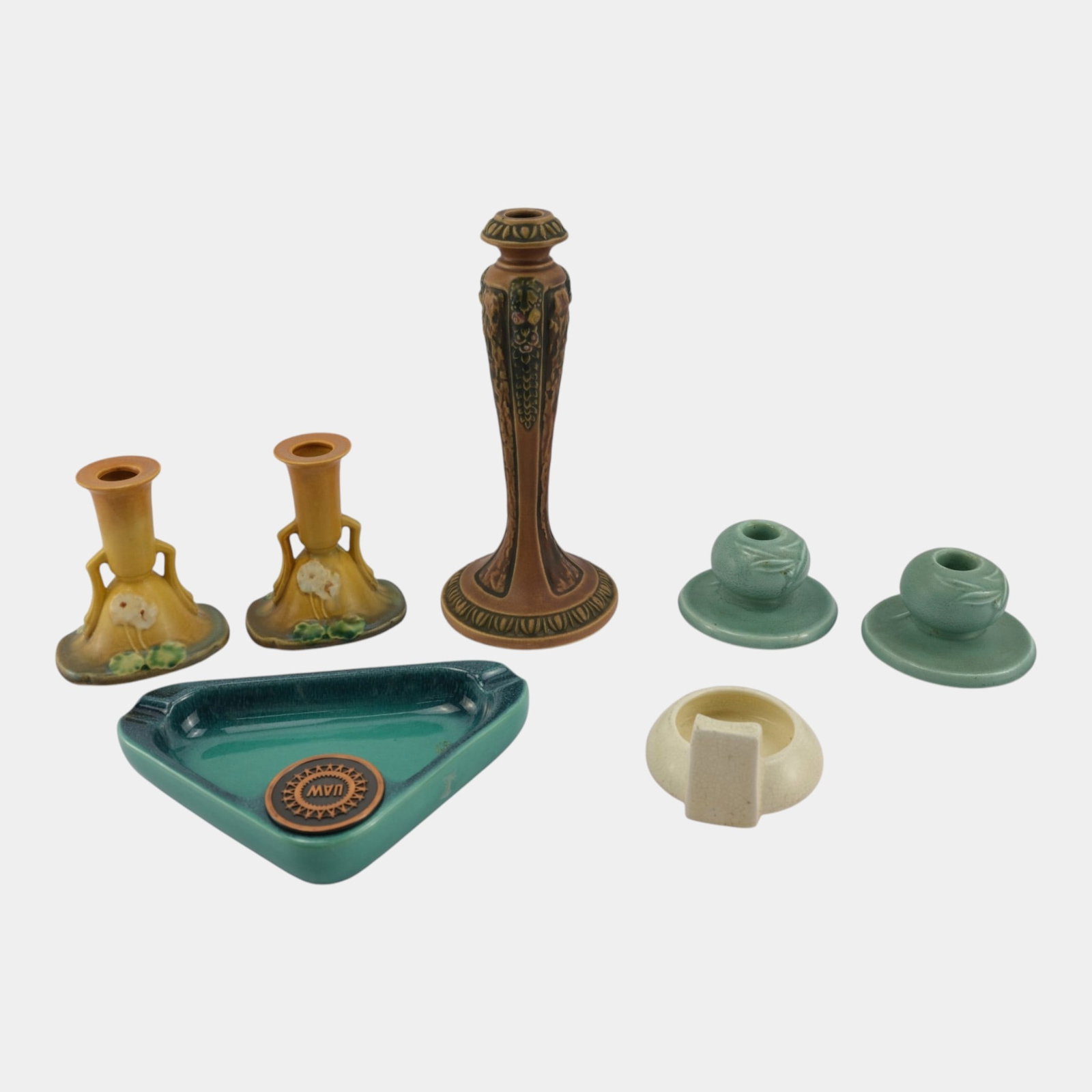 Roseville Florentine, Velmoss, Primrose, Hyde Park, & Creamware Art Pottery Candleholders And Ash (1 of 4)