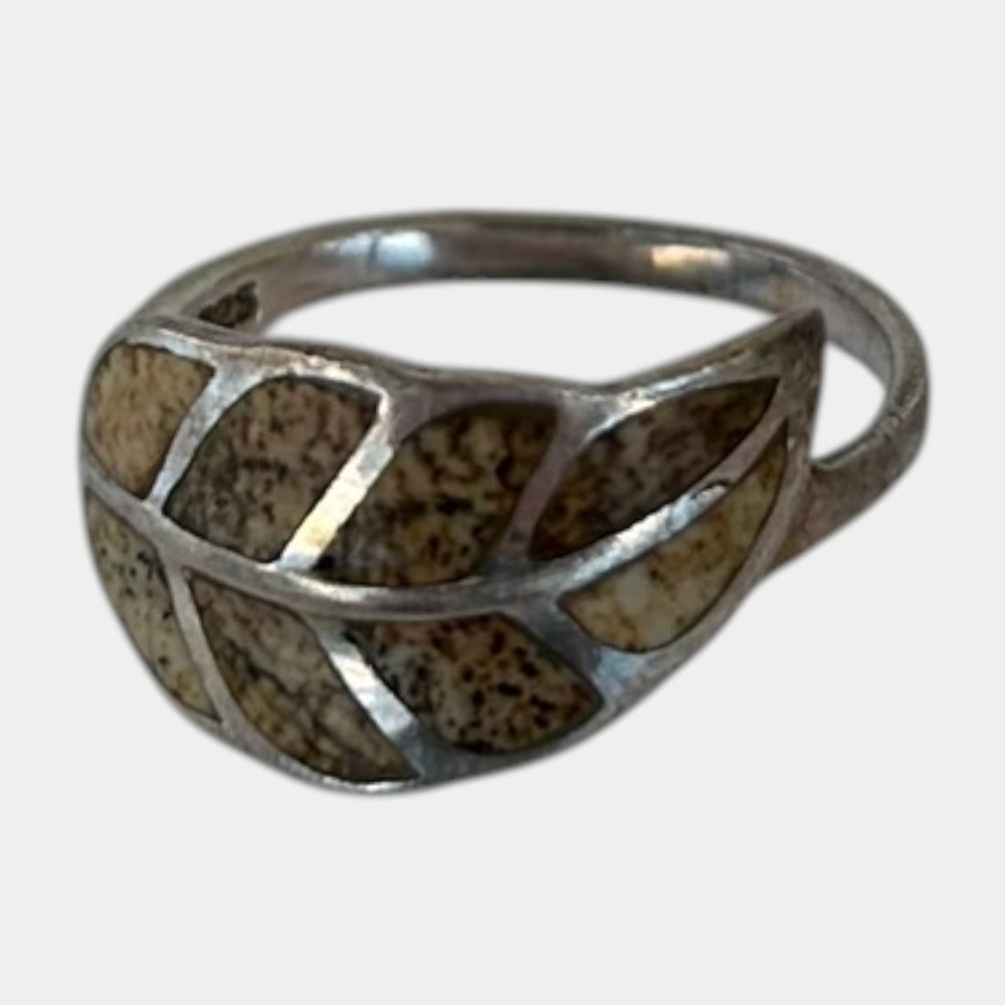 Sterling Silver Picture Jasper Inlay Modernist Geometric Curled Leaf Ring Vintage Artisan Jewelry: Professional, fast, and affordable in house shipping available for all items. For higher resolution images please visit bid.craftedauctions.com Excellent condition. Age related wear. Marked as shown 9
