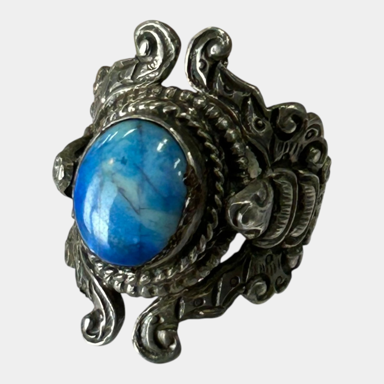 Sterling Silver Blue Cabochon Stone Serpent Shank Victorian Revival Statement Ring Ornate Design: Professional, fast, and affordable in house shipping available for all items. For higher resolution images please visit bid.craftedauctions.com Excellent condition. Age related wear. Ring weighs 10.2g