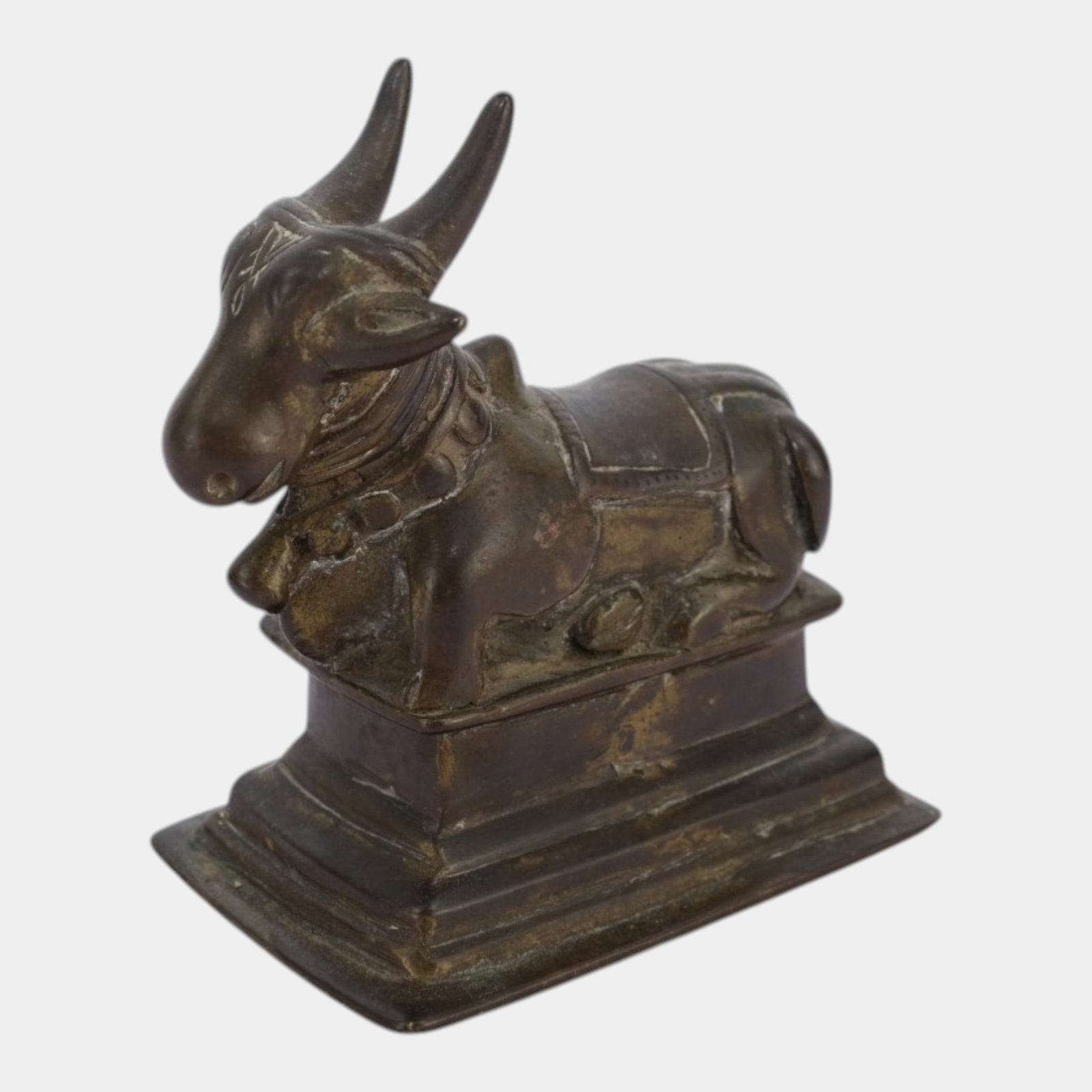 Bronze Nandi Sacred Bull Of Shiva Figurine Hindu Temple Sculpture On Stepped Base (1 of 7)