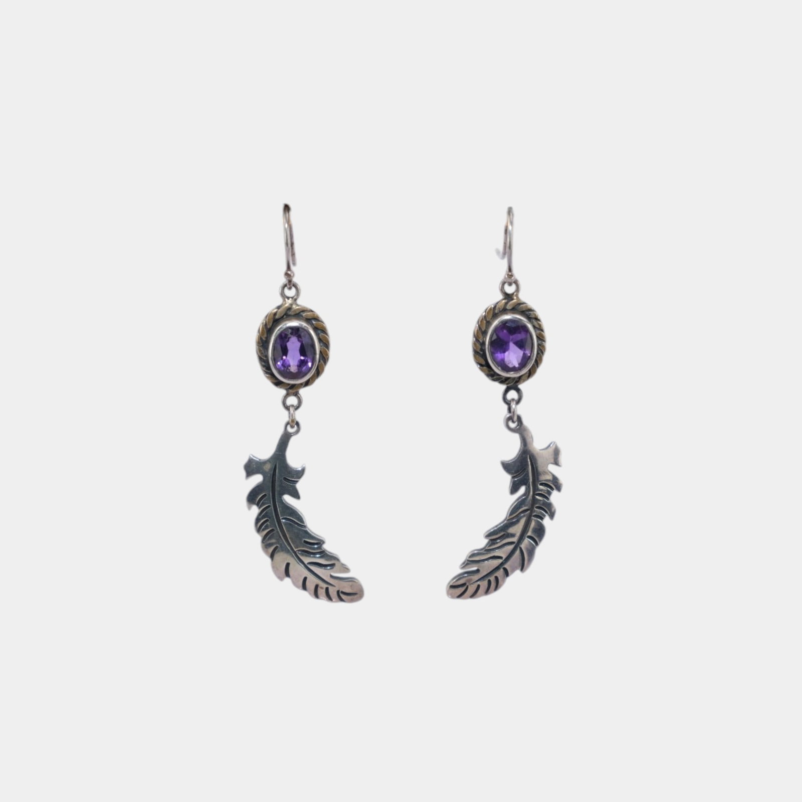 Mexico Sterling Silver 925 Amethyst Stone Feather Dangle Earrings Southwestern Design: Professional, fast, and affordable in house shipping available for all items. For higher resolution images please visit bid.craftedauctions.com Excellent condition. Age related wear. Marked as shown. 