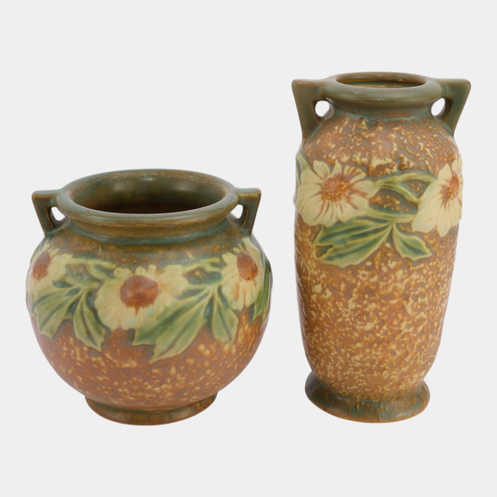 Roseville Dahlrose Vintage Arts And Crafts Pottery Vase Jardiniere 363-6 614-4: Professional, fast, and affordable in house shipping available for all items. For higher resolution images please visit bid.craftedauctions.com Roseville Dahlrose Vintage Arts And Crafts Pottery Vase 