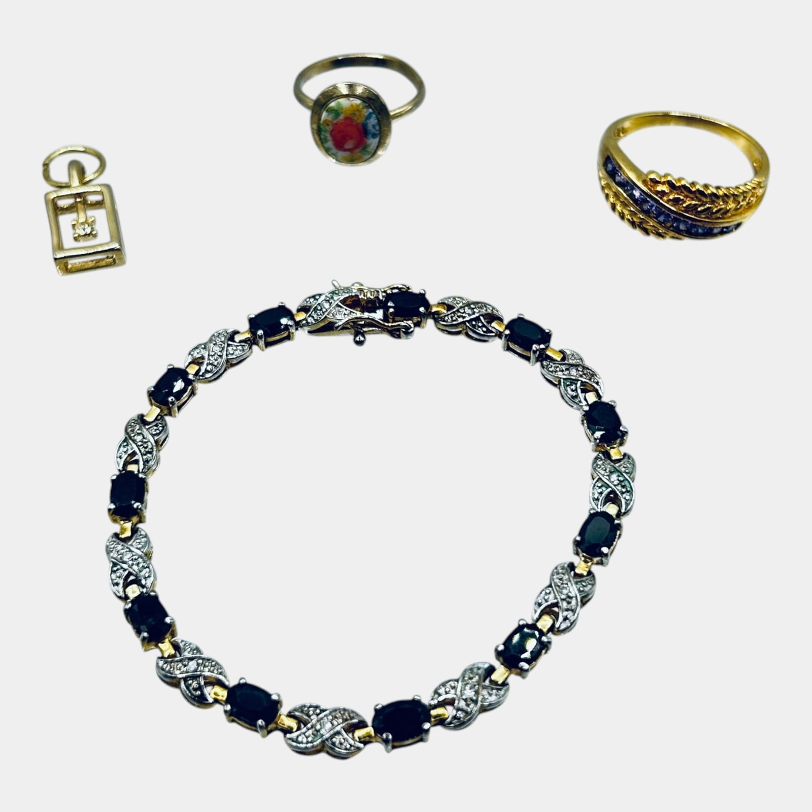 Vintage Costume Jewelry Art Deco Blue Stone Link Bracelet, Rings And Necklace Pendant Grouping: Professional, fast, and affordable in house shipping available for all items. For higher resolution images please visit bid.craftedauctions.com Excellent condition. Age related wear. Bracelet is 7".