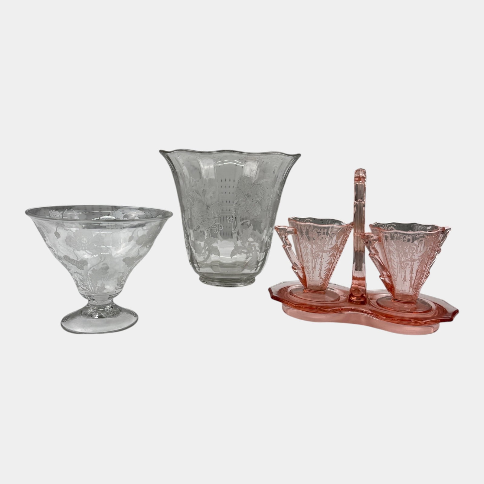 Cambridge Glass Co. 1930s Clear Apple Blossom Etched Vases & Pink Cleo Etched Creamer, Sugar, &: Professional, fast, and affordable in house shipping available for all items. For higher resolution images please visit bid.craftedauctions.com Cambridge Glass Co. 1930s Clear Apple Blossom Etched Vas