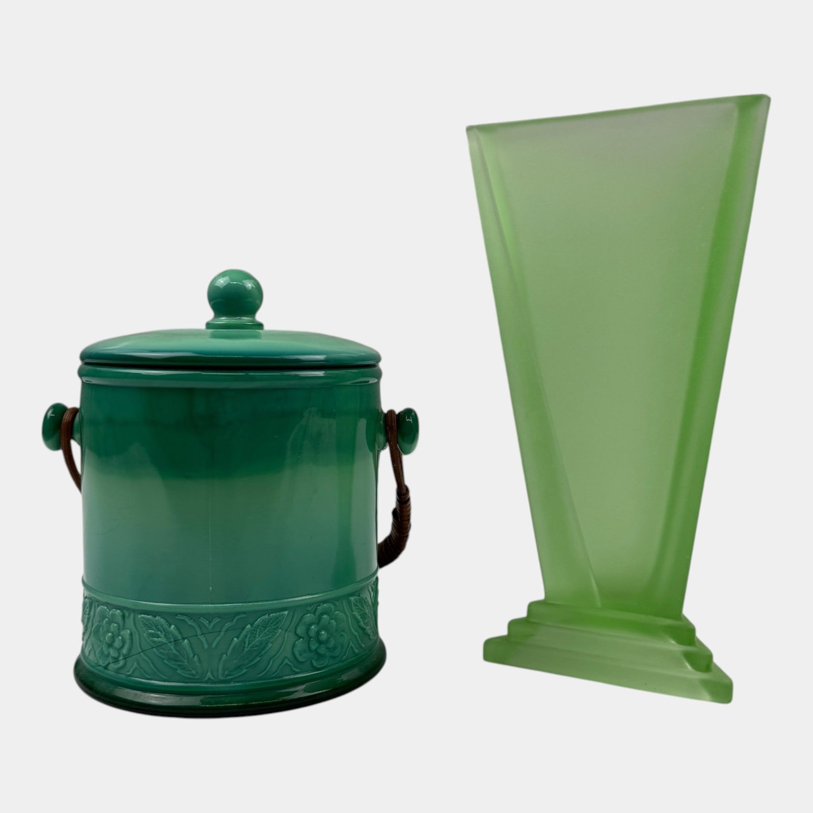 Fenton 1933-1935 Mongolian Green Macaroon Jar & New Martinsville 1920s Satin Green Art Deco Stepped: Professional, fast, and affordable in house shipping available for all items. For higher resolution images please visit bid.craftedauctions.com Fenton 1933-1935 Mongolian Green Macaroon Jar & New Mart