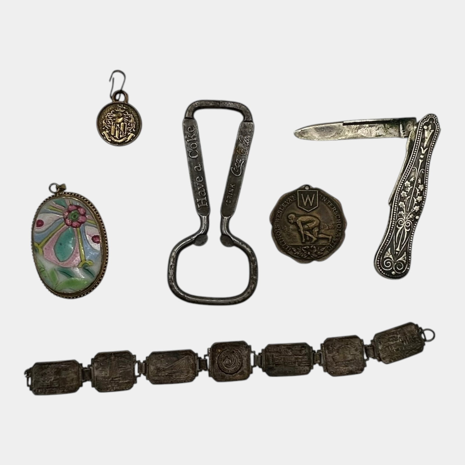 Vintage Coca Cola Bottle Opener Pocket Knife Pendants Bracelet Advertising, Religious Metal: Professional, fast, and affordable in house shipping available for all items. For higher resolution images please visit bid.craftedauctions.com Excellent condition. Age related wear. Bracelet is 6 1/2