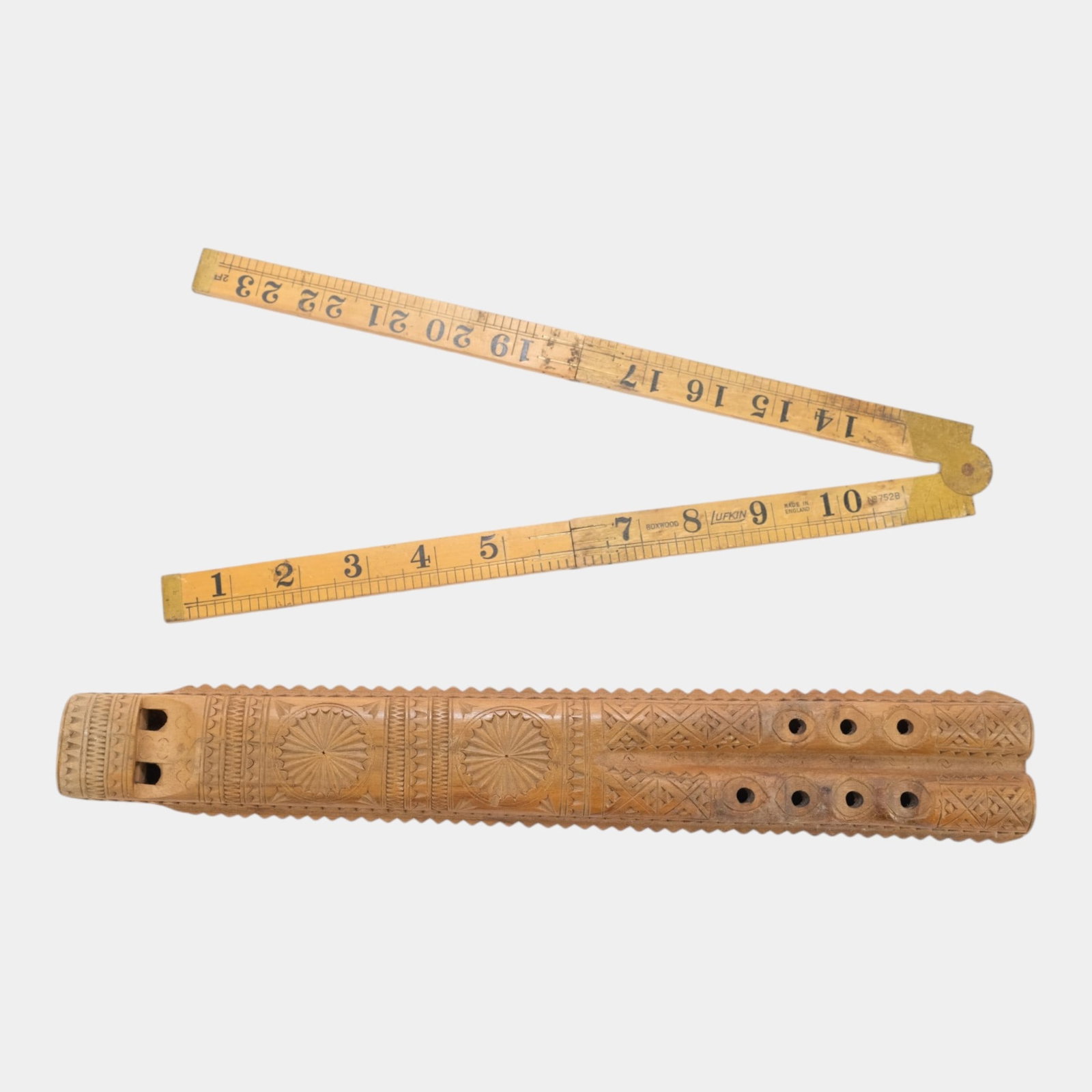 Lufkin Boxwood 758B Made In England 24" Folding Ruler & Carved Dvojnice Traditional Twin Double: Professional, fast, and affordable in house shipping available for all items. For higher resolution images please visit bid.craftedauctions.com Lufkin Boxwood 758B Made In England 24" Folding Ruler & 