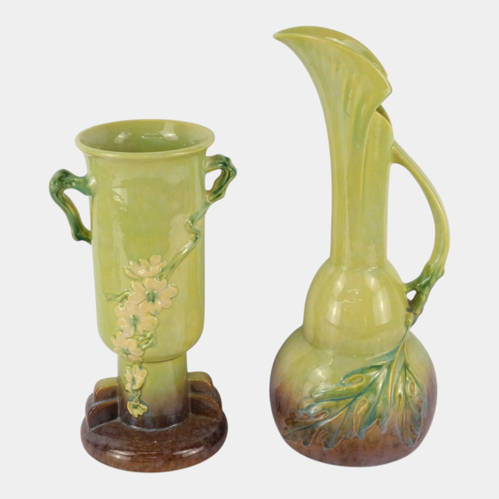 Roseville Wincraft Green Vintage Mid Century Modern Art Pottery Floral Decorated Ceramic Handled: Professional, fast, and affordable in house shipping available for all items. For higher resolution images please visit bid.craftedauctions.com Roseville Wincraft Green Vintage Mid Century Modern Art 