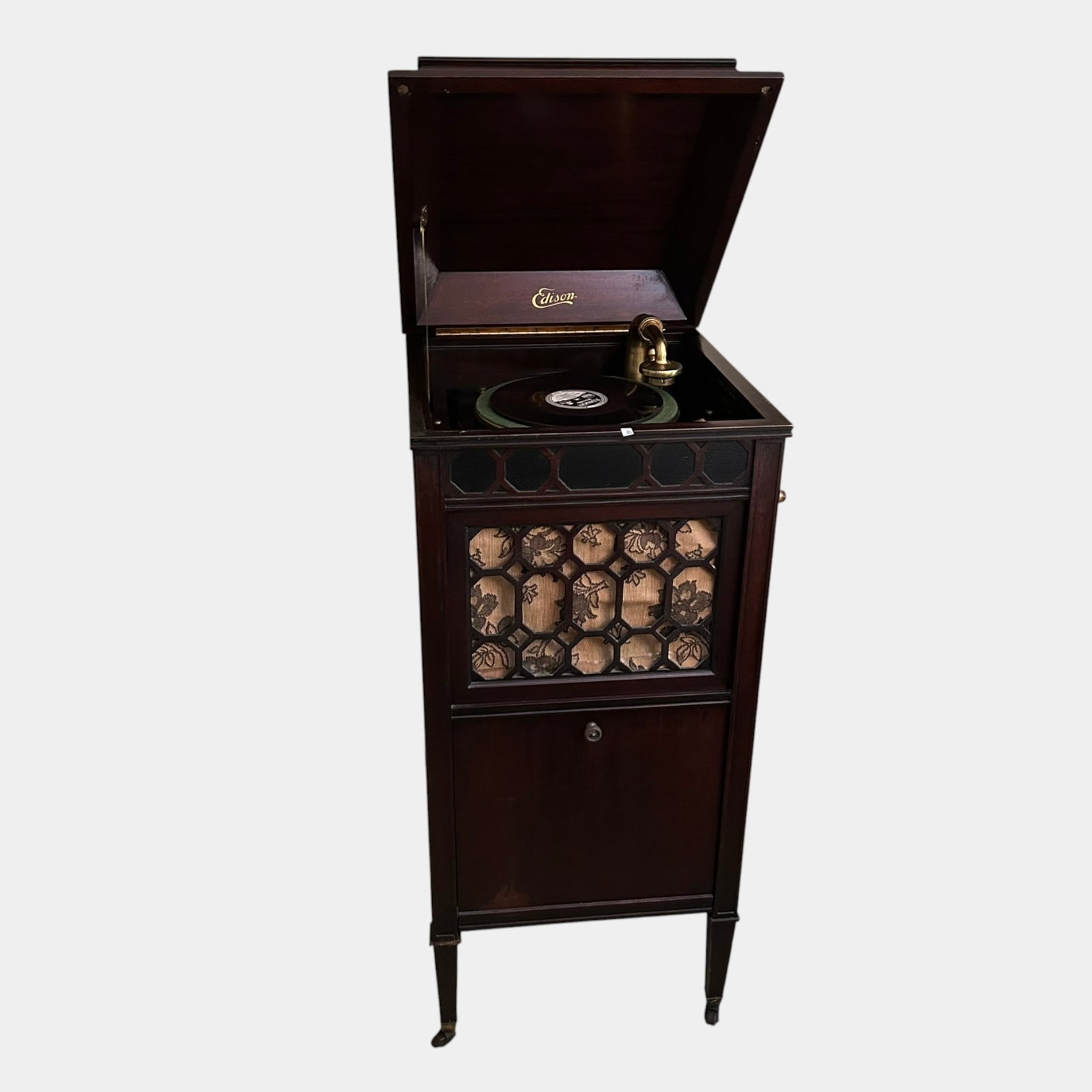 Edison 1916-1920 Model S-19 Sheridan Diamond Disc Wind Up Phonongraph Player Cabinet Model: Professional, fast, and affordable in house shipping available for all items. For higher resolution images please visit bid.craftedauctions.com Edison 1916-1920 Model S-19 Sheridan Diamond Disc Wind U