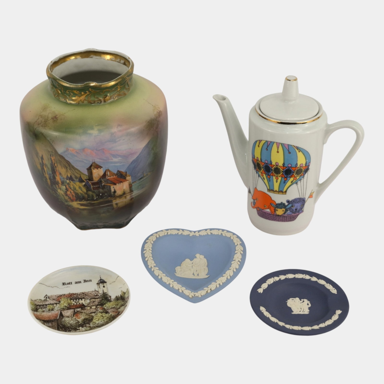 Royal Bayreuth, Wedgwood, & Other European Art Pottery Dish Vase Teapot Grouping (1 of 4)