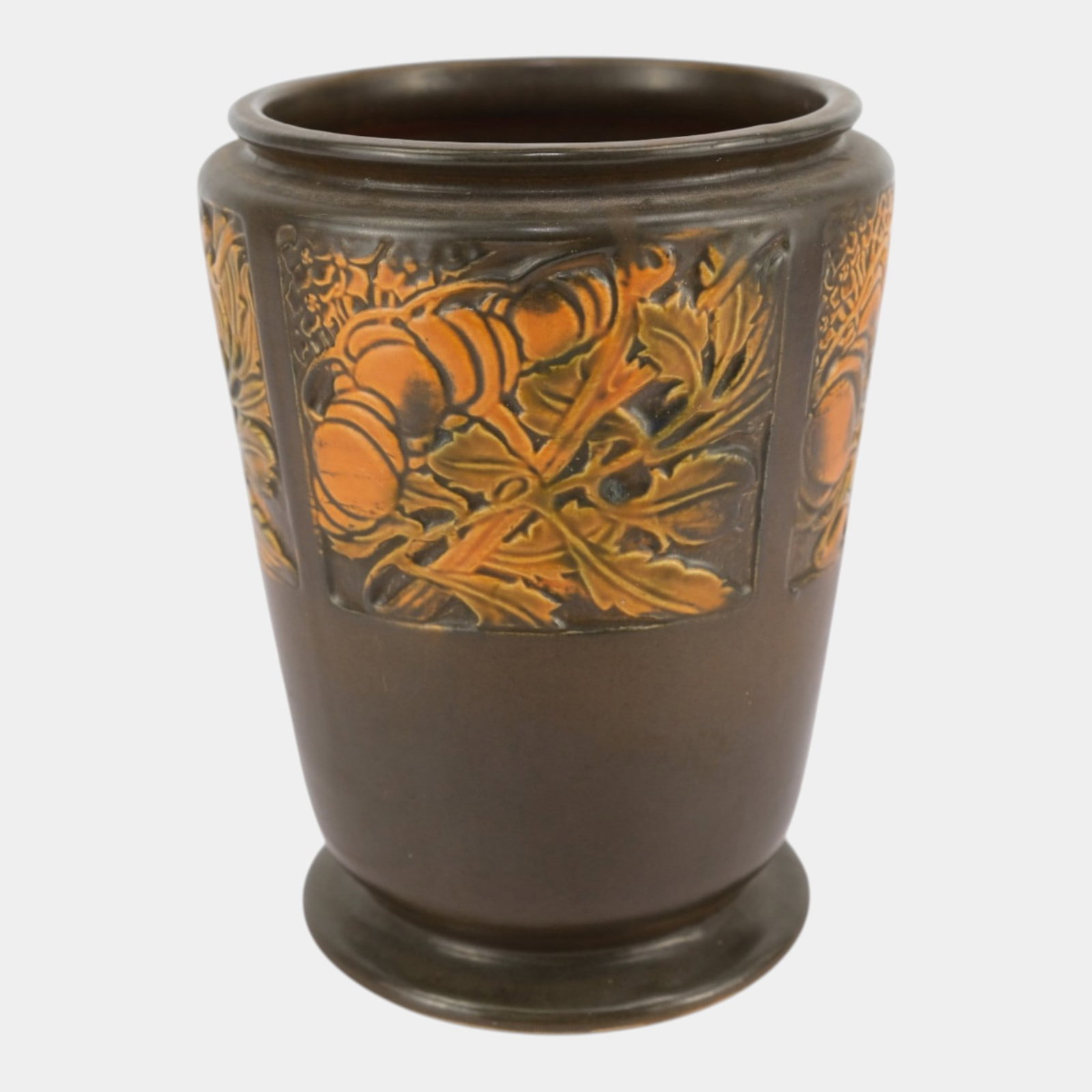 Roseville Rosecraft Panel Brown 1926 Vintage Arts And Crafts Pottery Vase 291-8: Professional, fast, and affordable in house shipping available for all items. For higher resolution images please visit bid.craftedauctions.com Roseville Rosecraft Panel Brown 1926 Vintage Arts And Cr