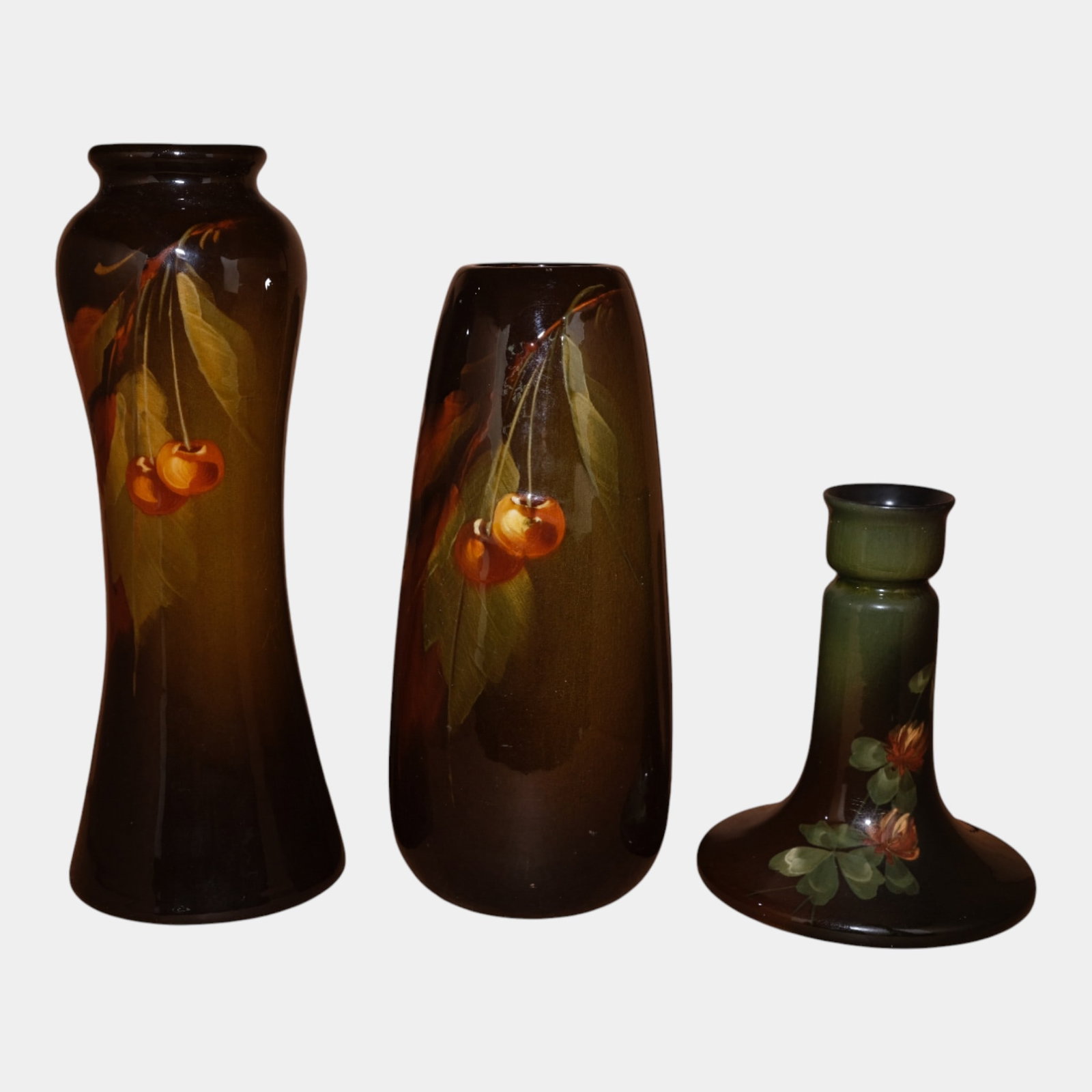 Owens Utopian Lightweight Early 1900s Vintage Art Pottery Hand Painted Ceramic Lamp Vases: Professional, fast, and affordable in house shipping available for all items. For higher resolution images please visit bid.craftedauctions.com Owens Utopian Lightweight Early 1900s Vintage Art Potter