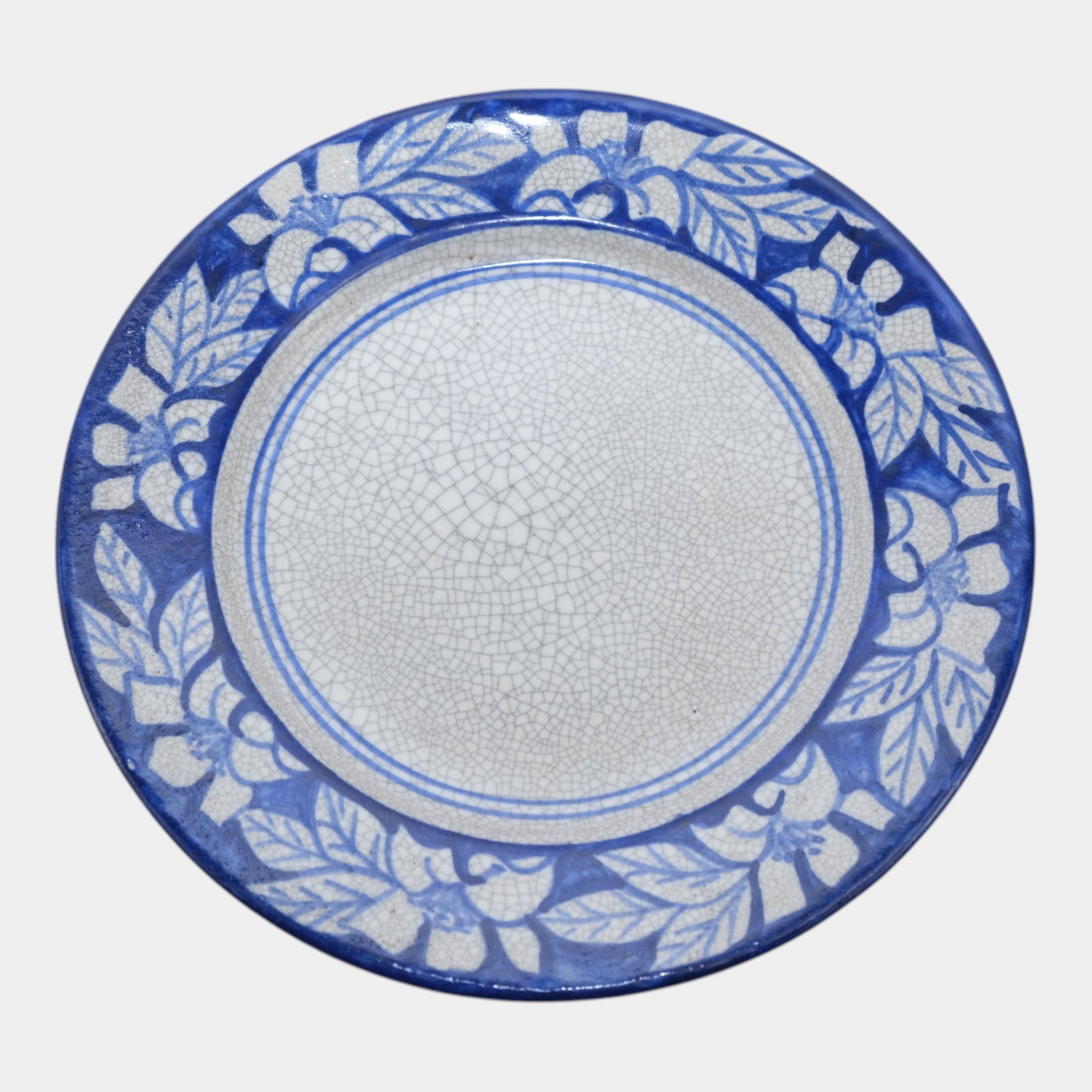 Dedham Pottery 1929-1943 Arts And Crafts Pottery Blue Floral Azalea Plate: Professional, fast, and affordable in house shipping available for all items. For higher resolution images please visit bid.craftedauctions.com Dedham Pottery 1929-1943 Arts And Crafts Pottery Blue Fl