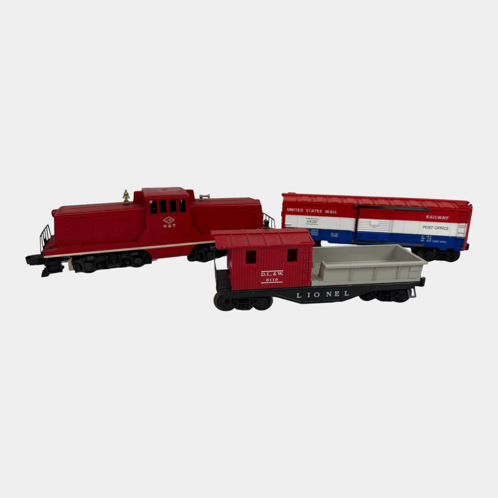 Lionel Trains Post War 627 Lehigh Valley Diesel Switcher, 6119 Caboose, & 6428 Post Office Train (1 of 7)