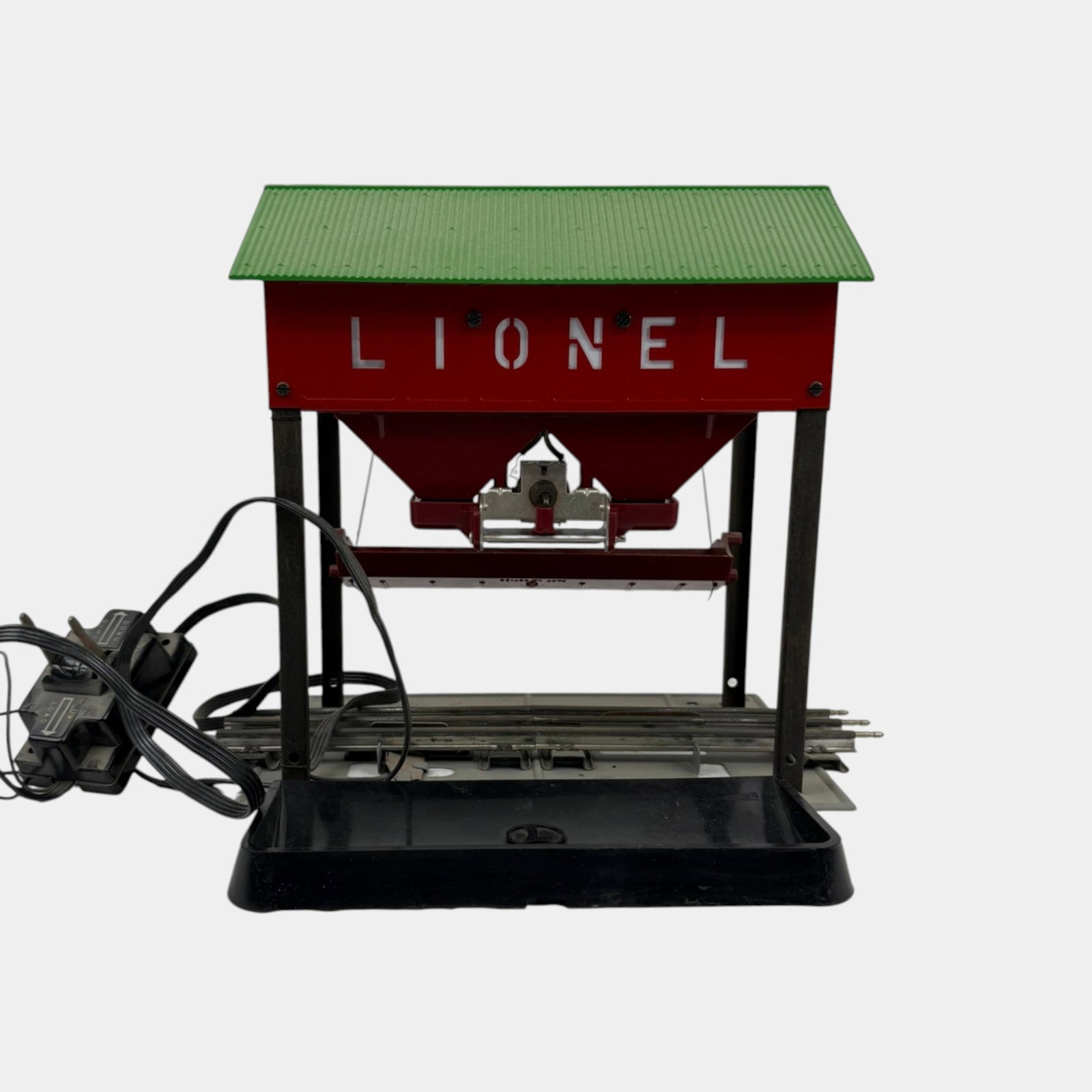 Lionel Trains Post War 497 Electric Operating Coaling Station (1 of 5)