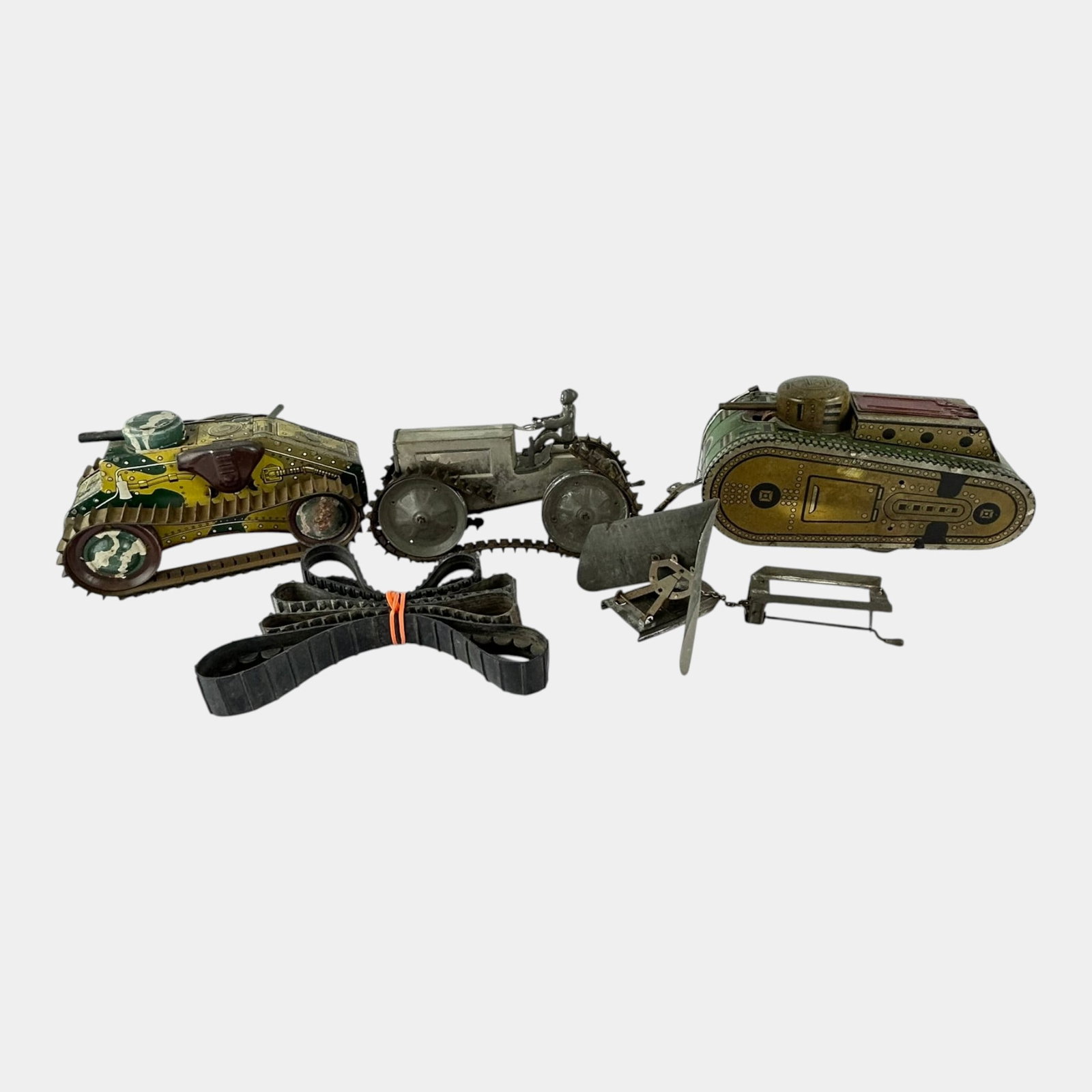 Louis Marx & Co And Animate Toy Co. Tin Litho Windup Army Tanks & Tractor (1 of 4)