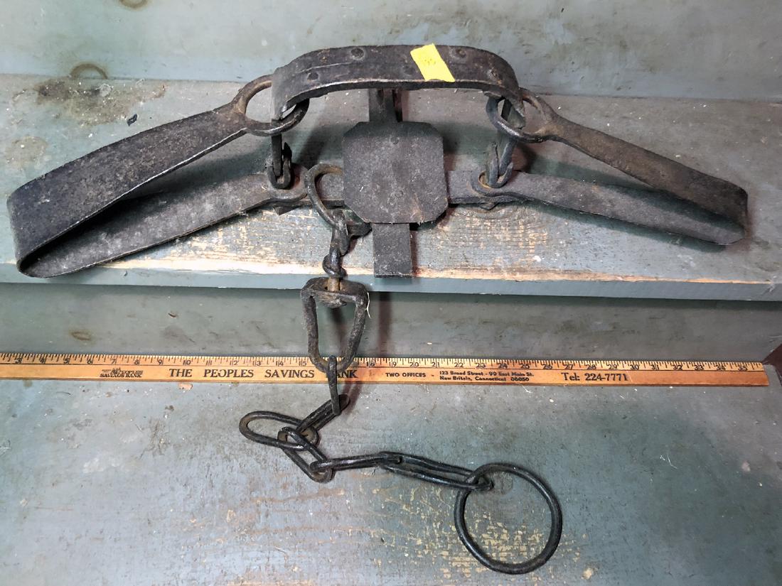 Antique Steel Bear Trap (1 of 2)