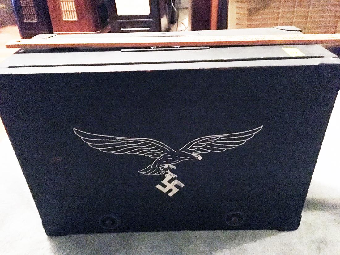 Nora German WW2 Radio (1 of 5)