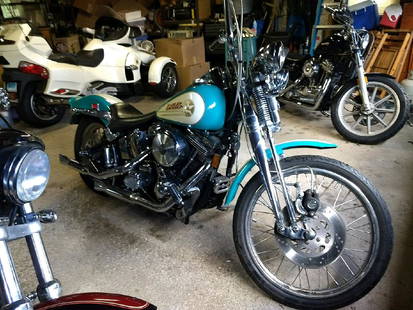 1992 Harley-Davidson Motorcycle: 1992 Harley Davidson FXSTS Springer Soft Tail. Teal and cream colors,1340cc, ape hanger, triple tree head light, extra tear drop tank ready for your own design. Needs battery. VIN Number: 1HD1BLL10NY0