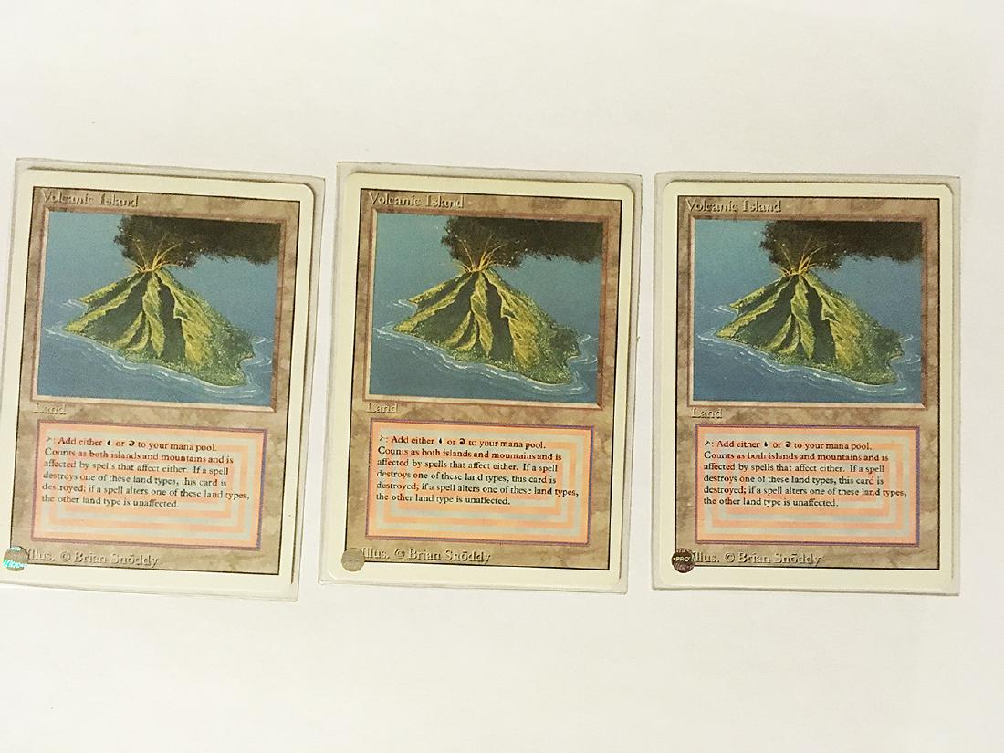 MTG Volcanic Island その3 Volcanic Island | 3rd Edition / Revised - German | Star City