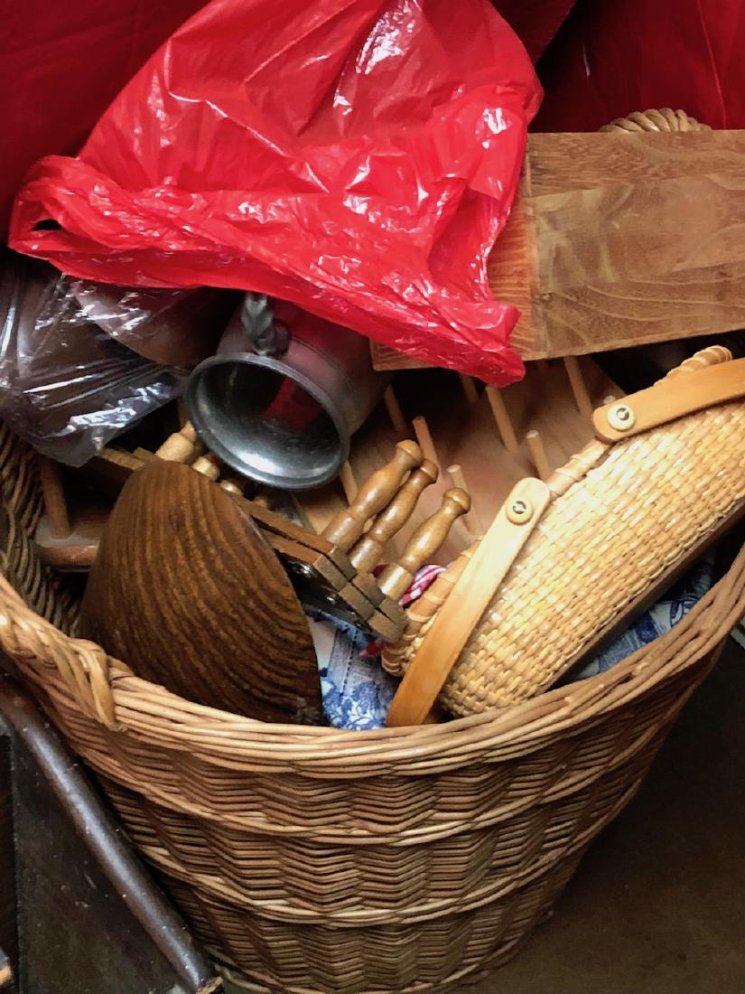 Estate Discovery Lot - St. Jude Children's Research (1 of 1)