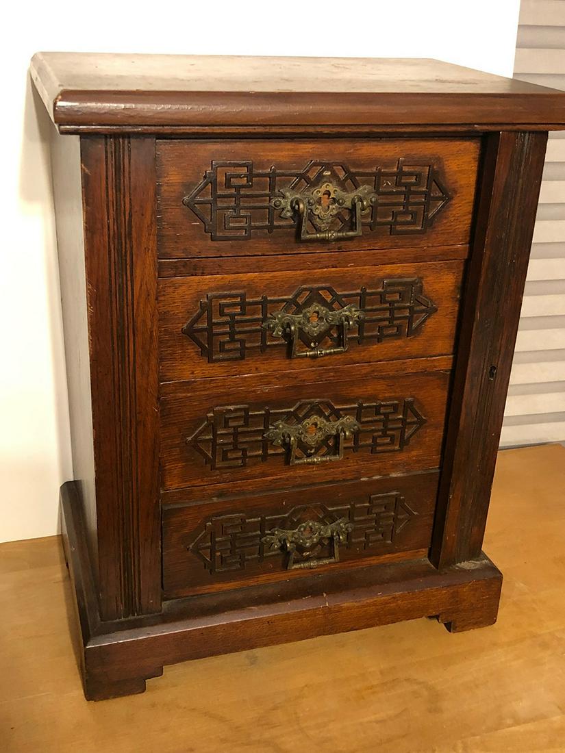 23 Marsh Hoosier Cabinet Original White Finish Apr 10 2010