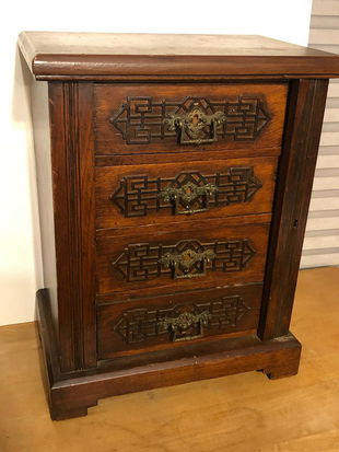 23 Marsh Hoosier Cabinet Original White Finish Apr 10 2010
