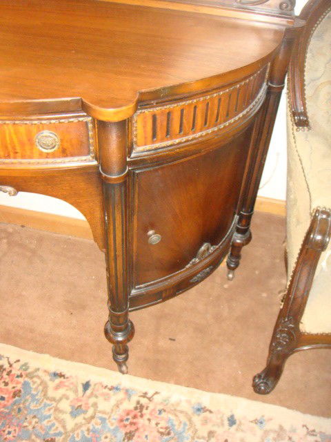 1920's Ladies Vanity w/ mirror - 3