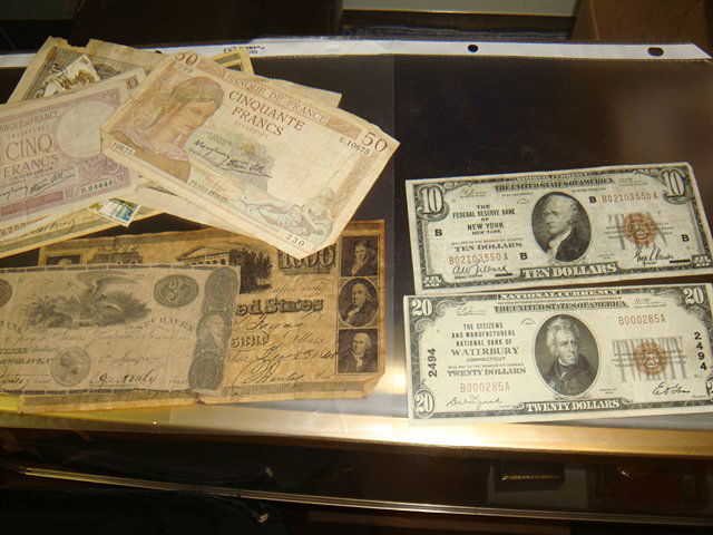 Collection of Currency: $10 Dollar The Federal Reserve Bank of New York, $20 Dollar The Citizens and Manufacturers National Bank of Waterbury Connecticut, and others, including an old bank note $3 from Eagle Bank from 1800s,
