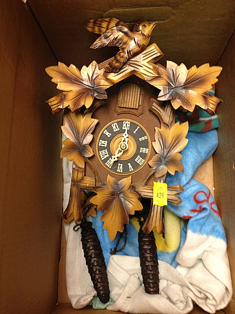 Estate Vintage Wooden Carved Cuckoo Clock: Estate Vintage Wooden Carved Cuckoo Clock. Has both weights, nice condition, directly from estate, right out of the box!
