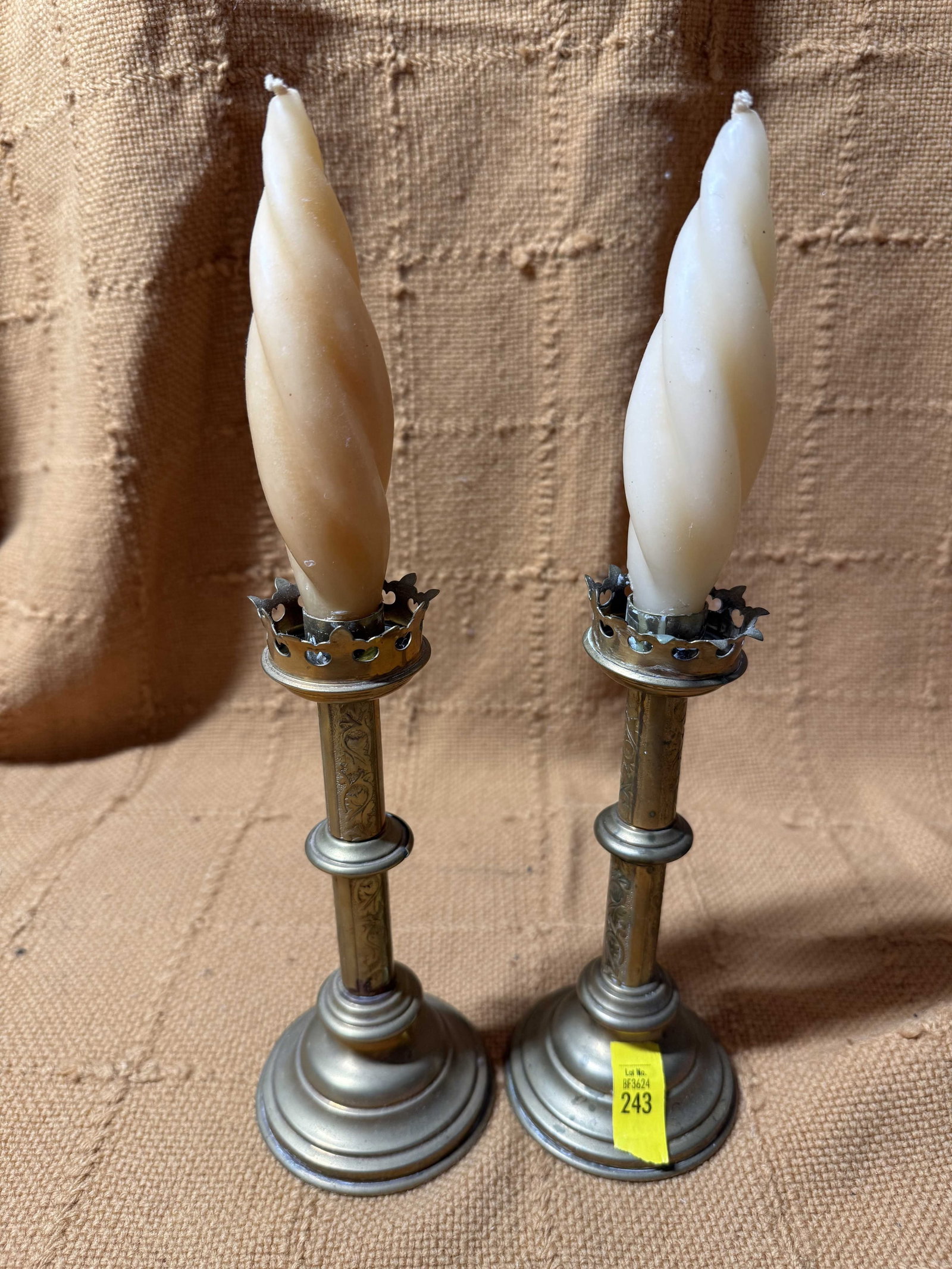 lamp and candlestick lot: description