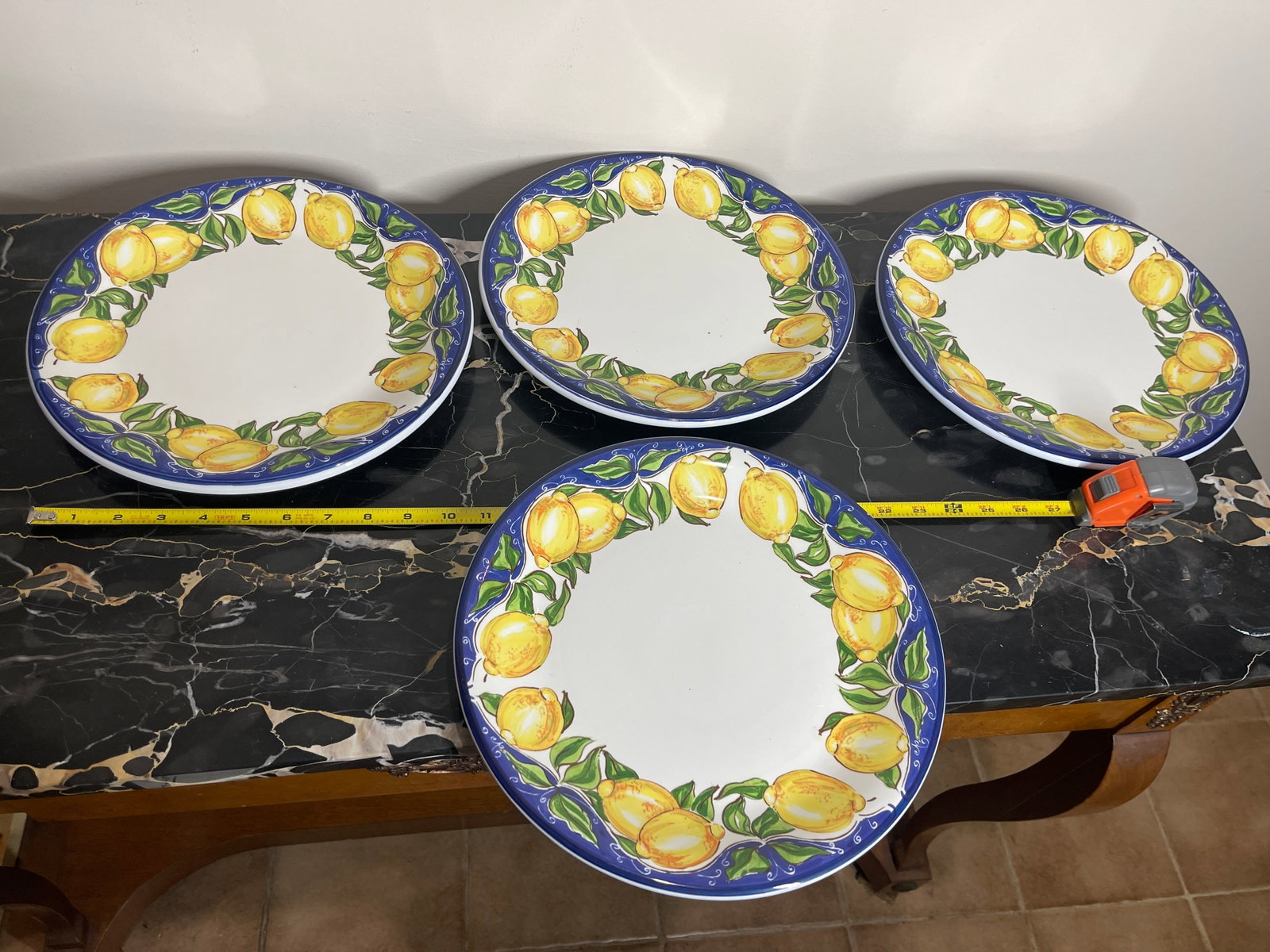 Signed Lemon Dishes: description