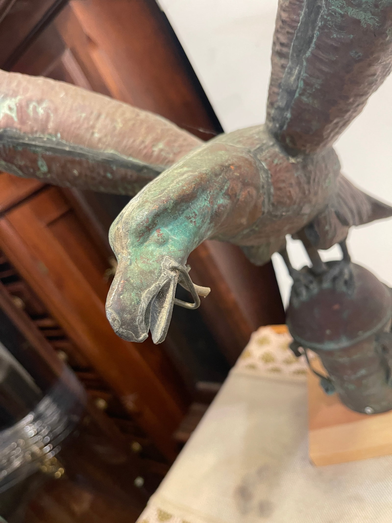 Eagle and Lamp Decor - 6