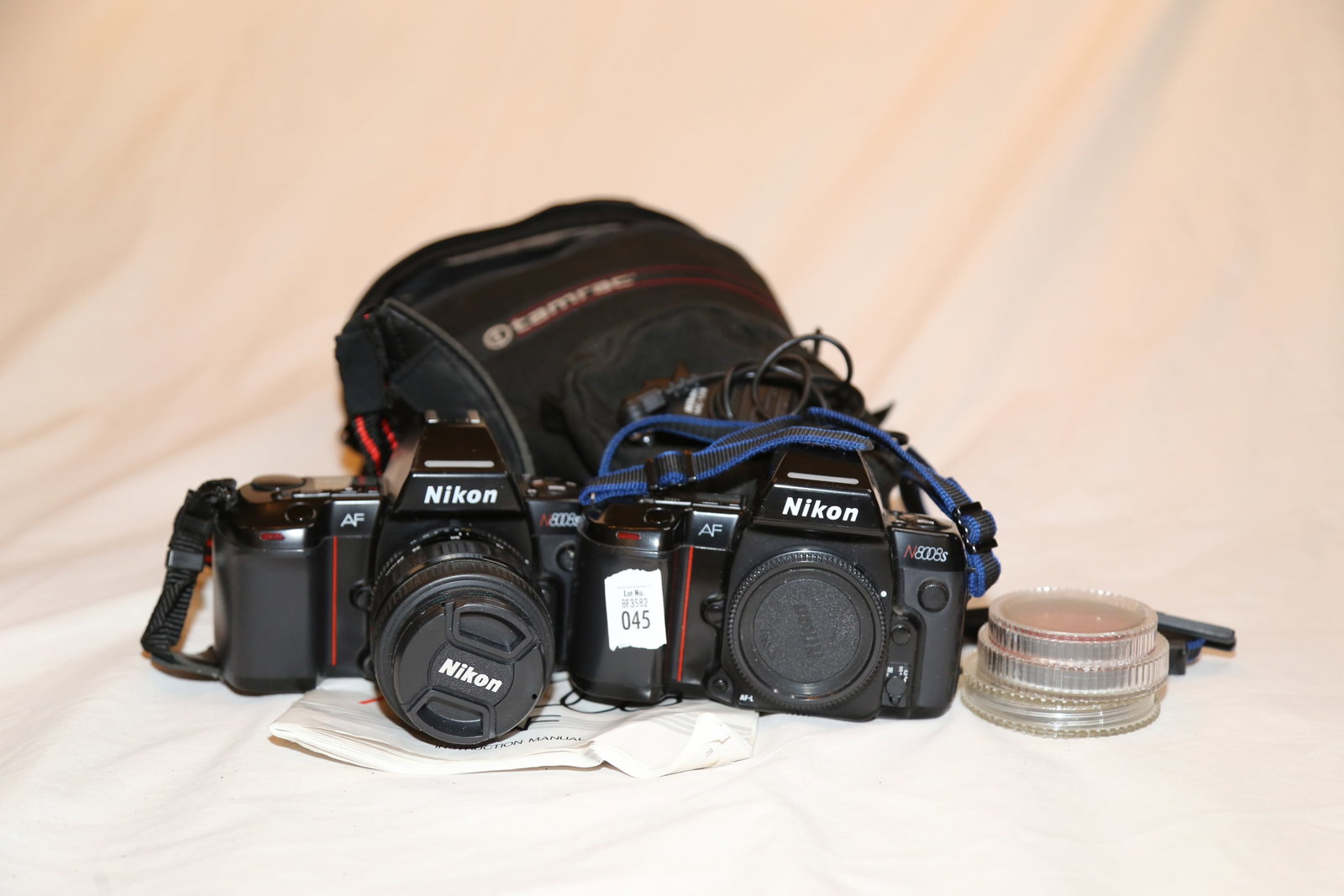2 Nikon N8008S bodies (1 of 4)