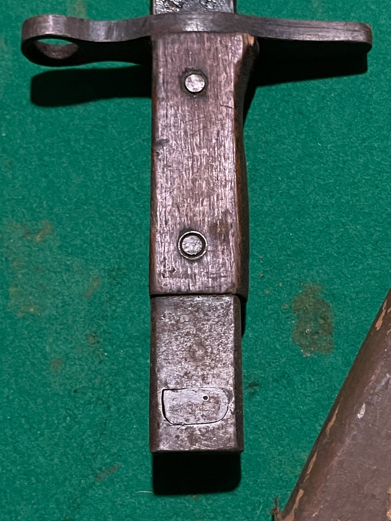 Japanese Long Dagger/ Bayonnette: description