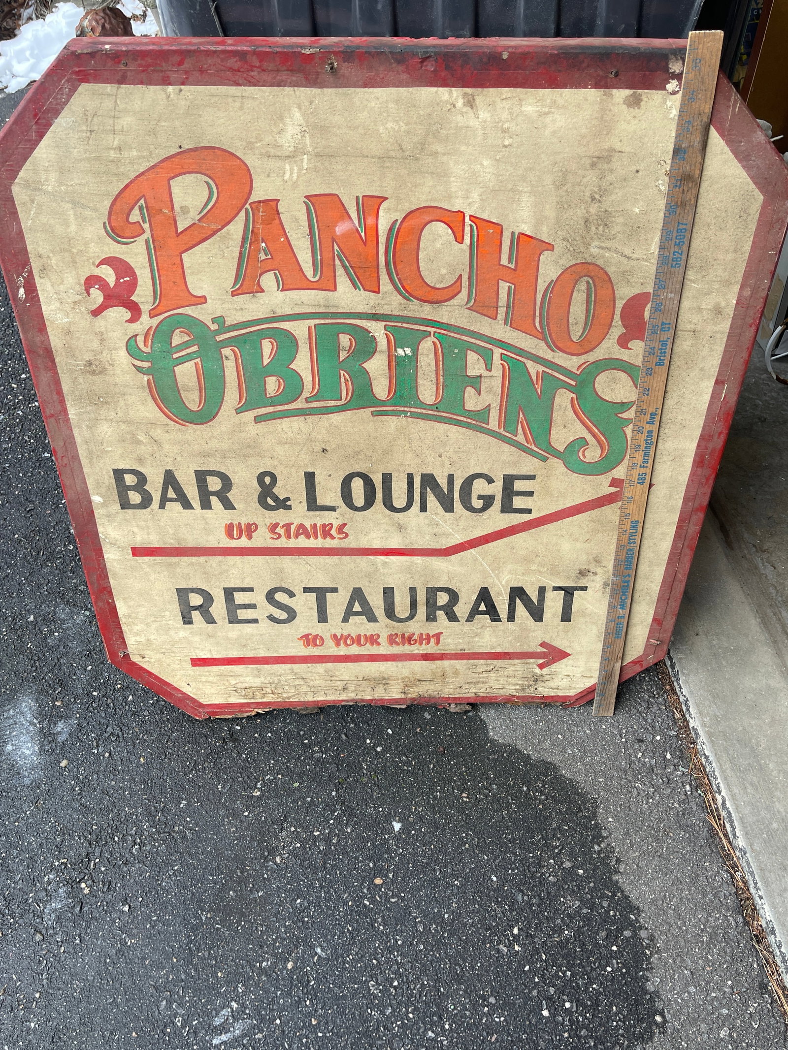 Vintage Restaurant and Bar sign: This is a vintage sign for Pancho O'Brien's bar loung and restaurant.