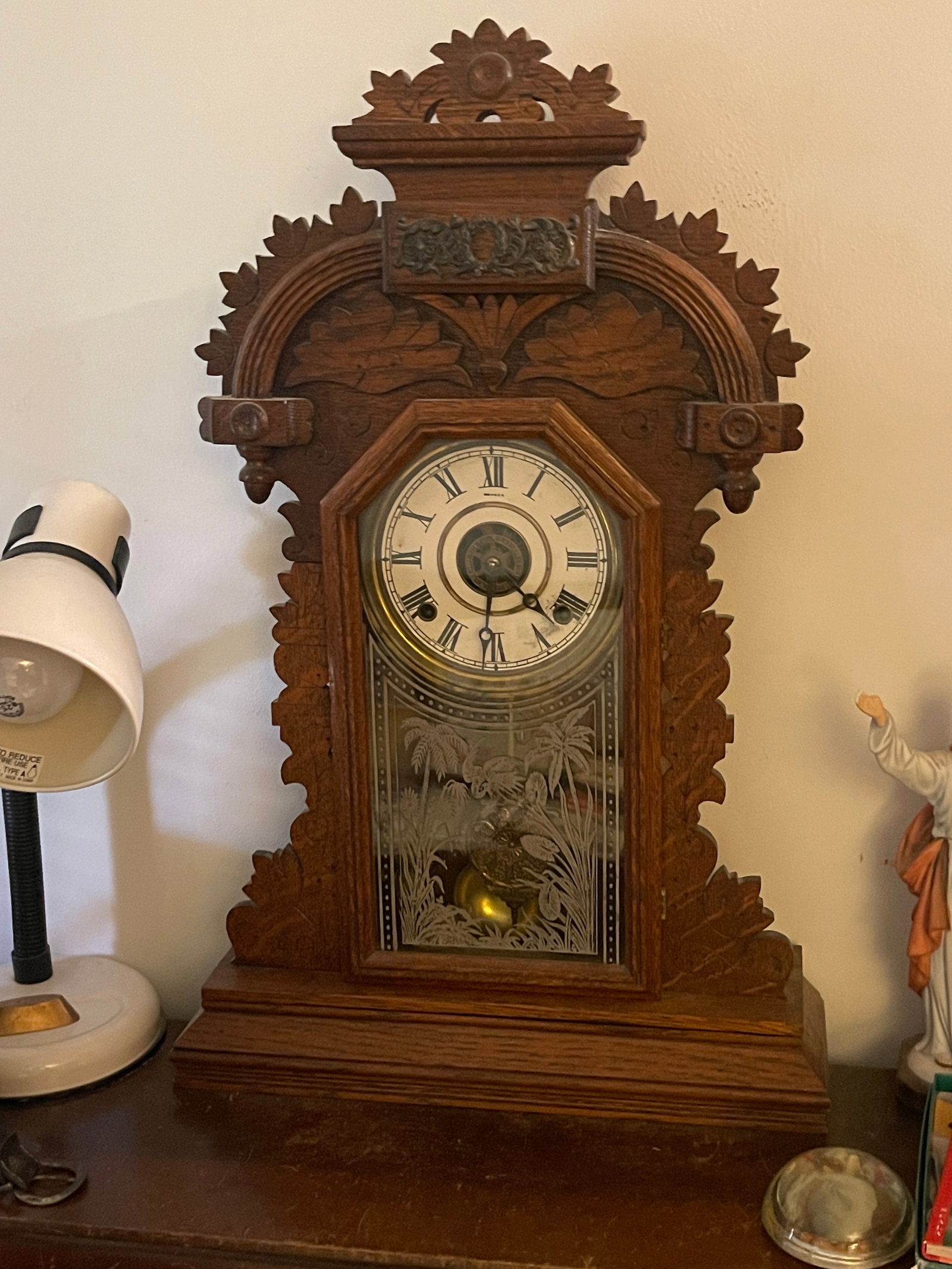 Ingraham Shelf Clock (1 of 3)