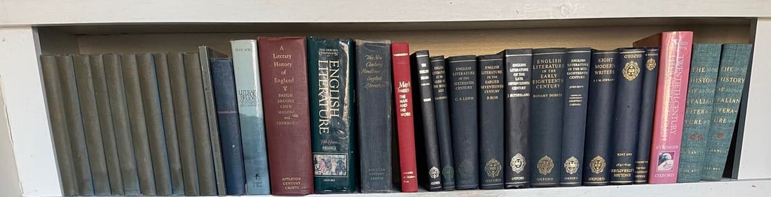 Personal Estate Library Collection: This is a collection from the personal collection of the Killian estate that includes a 30 literature books.