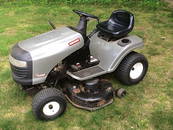 Craftsman LT 2000 Riding Lawn Mower