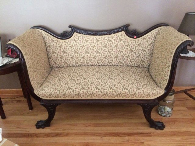 Victorian Love Seat (1 of 8)