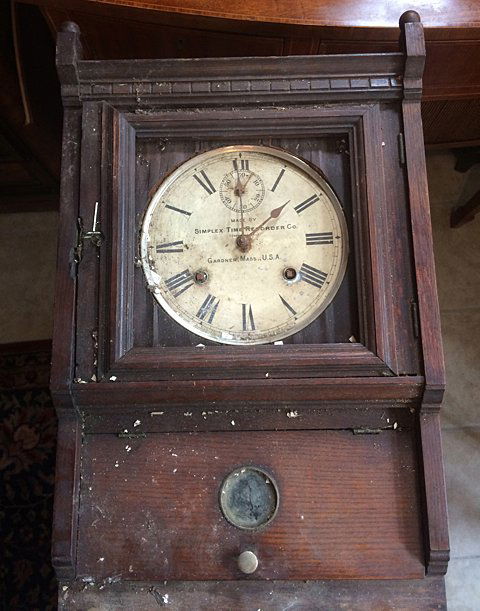 Antique Time clock: Antique time clock made by Simplex Time Recorder Co., Gardner, Mass., all original, attic found!