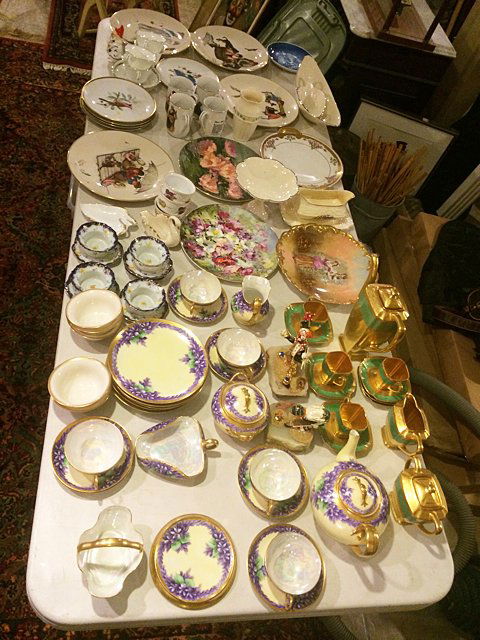 Estate China Lot (1 of 10)