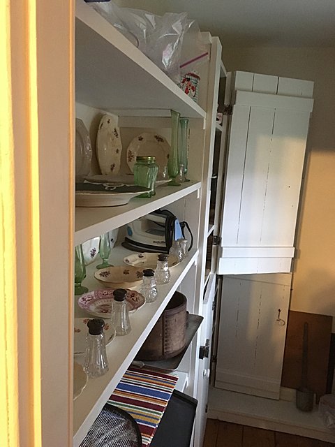 Farmhouse Pantry Lot (1 of 10)