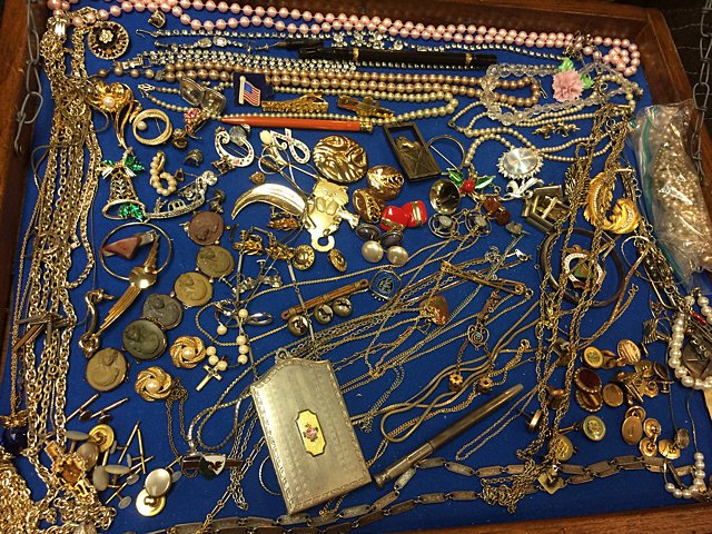 Estate Jewelry Lot (1 of 8)